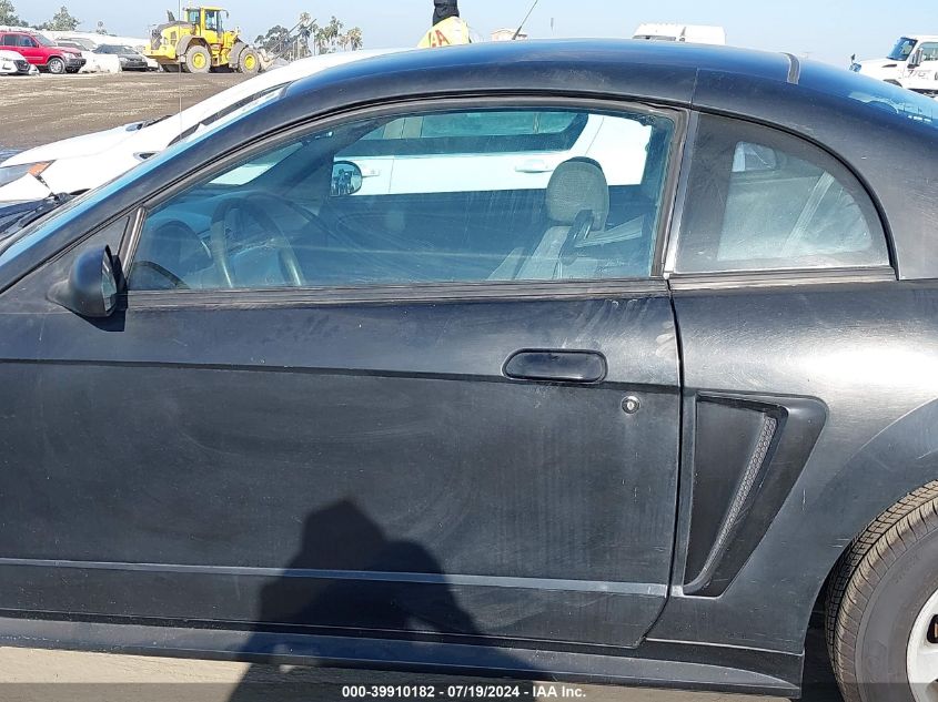 2000 Ford Mustang VIN: 1FAFP4041YF128844 Lot: 39910182