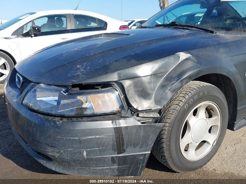 2000 Ford Mustang VIN: 1FAFP4041YF128844 Lot: 39910182