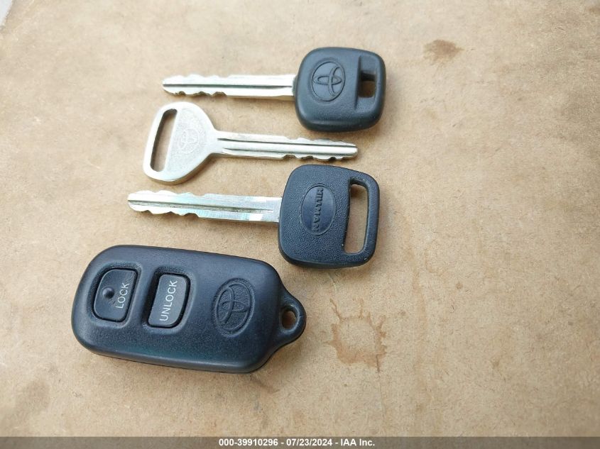 2004 Toyota Highlander V6 VIN: JTEEP21A040065579 Lot: 39910296