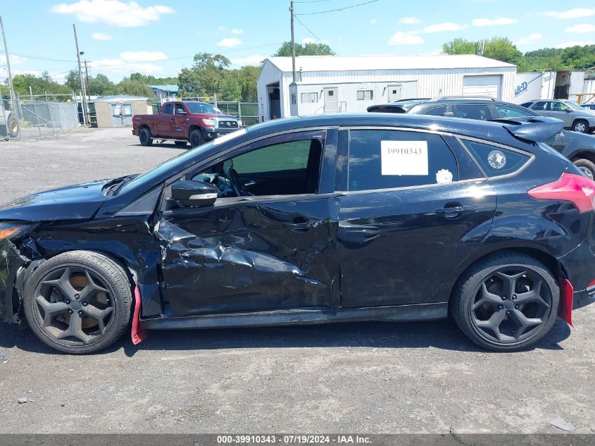 2017 Ford Focus St VIN: 1FADP3L9XHL306762 Lot: 39910343