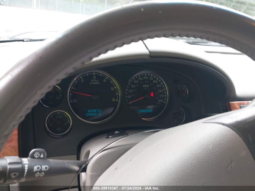 2007 Chevrolet Suburban 1500 Ltz VIN: 1GNFK16367J186294 Lot: 39910367