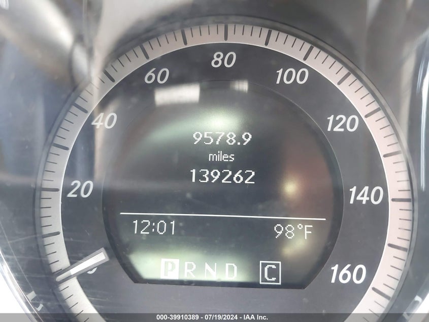 2010 Mercedes-Benz C 350 Sport VIN: WDDGF5GB6AF392133 Lot: 39910389