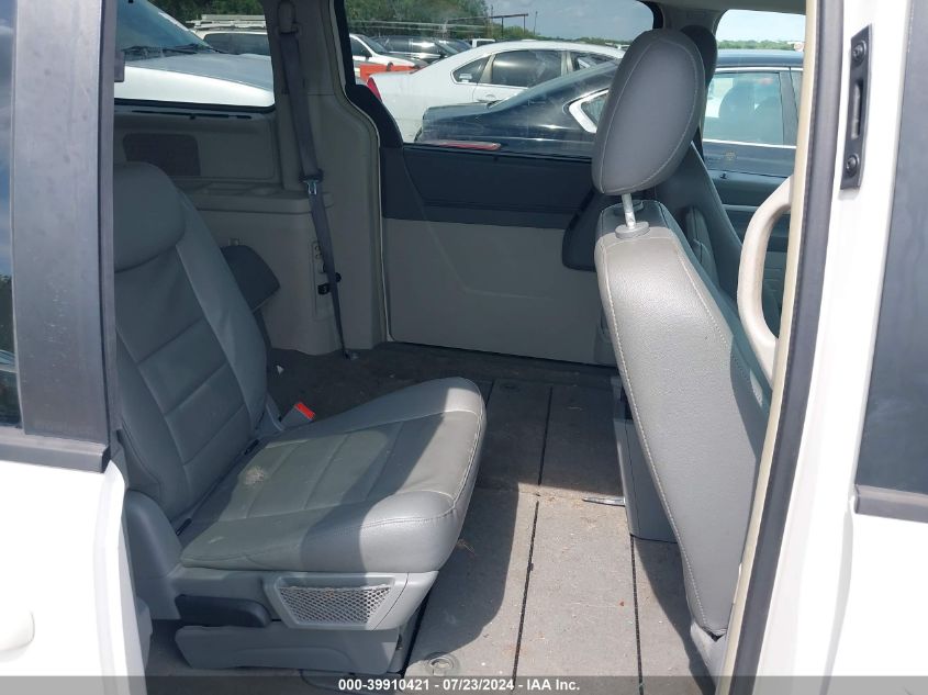 2008 Dodge Grand Caravan Sxt VIN: 2D8HN54P28R770292 Lot: 39910421