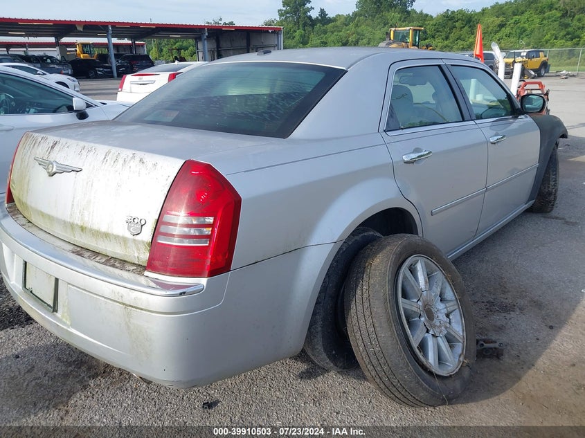 2007 Chrysler 300C VIN: 2C3KA63HX7H706266 Lot: 39910503