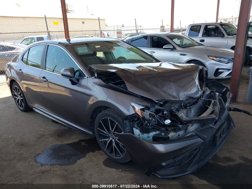 4T1T11AK9NU659397 2022 TOYOTA CAMRY - Image 1