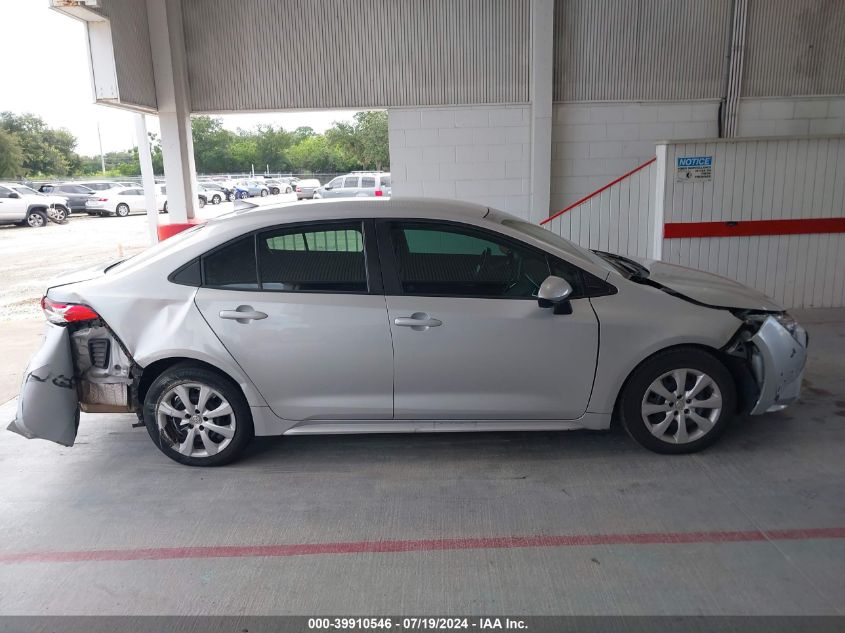 2020 Toyota Corolla Le VIN: 5YFEPRAE3LP088682 Lot: 39910546