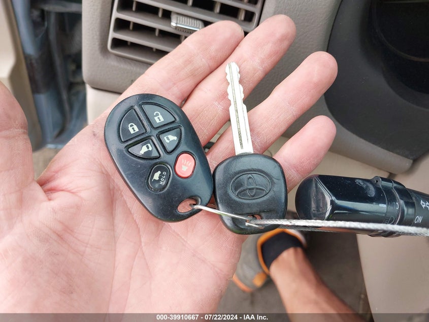 2006 Toyota Sienna Xle Limited VIN: 5TDBA22C76S057374 Lot: 39910667