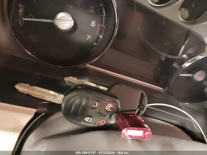 2011 Ford F-250 Lariat VIN: 1FT7W2B62BEA50656 Lot: 39910787