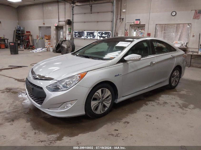 KMHEC4A49FA127771 2015 HYUNDAI SONATA - Image 2