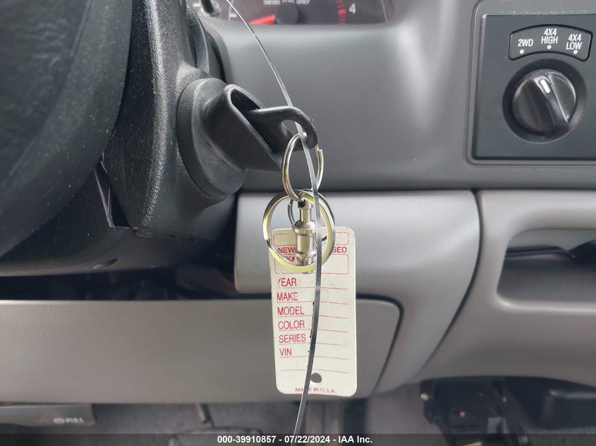 1999 Ford F-250 Lariat/Xl/Xlt VIN: 1FTNX21F6XEE58235 Lot: 39910857