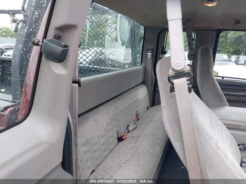 1999 Ford F-250 Lariat/Xl/Xlt VIN: 1FTNX21F6XEE58235 Lot: 39910857