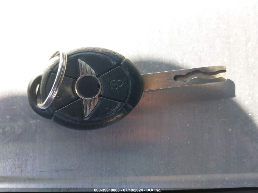 2006 Mini Cooper VIN: WMWRC33566TK72709 Lot: 39910883