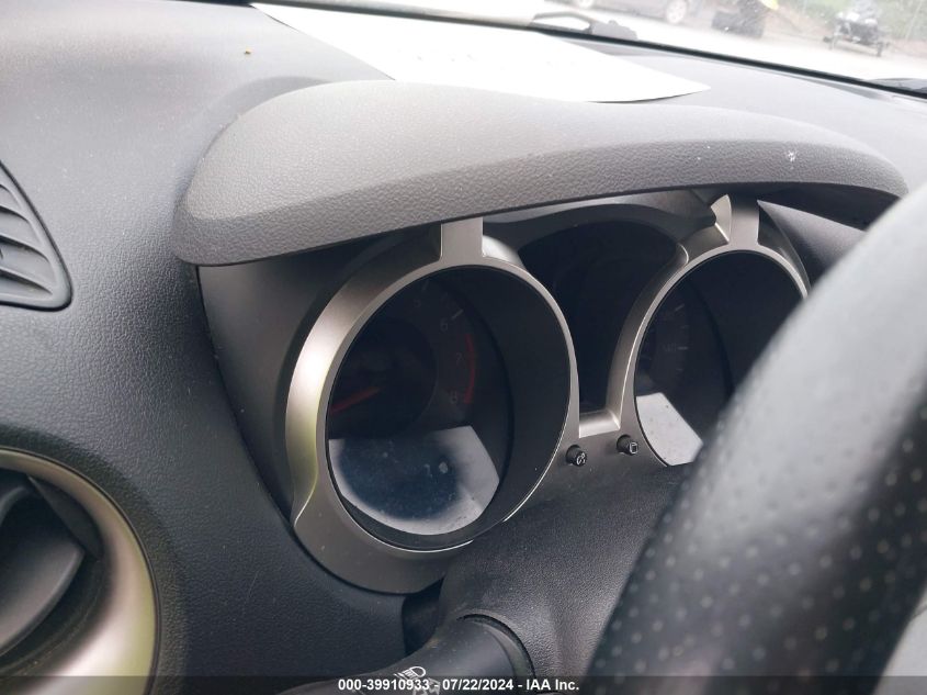 2011 Nissan Juke Sv VIN: JN8AF5MV2BT027373 Lot: 39910933