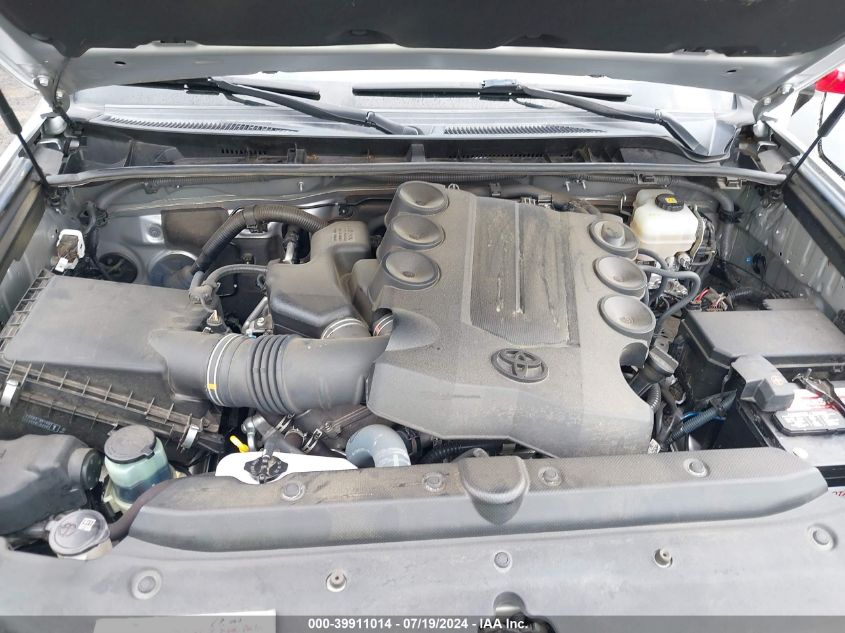 2018 Toyota 4Runner Trd Off Road VIN: JTEBU5JR8J5561831 Lot: 39911014