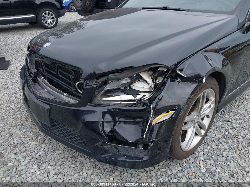 2013 Mercedes-Benz C 250 Luxury/Sport VIN: WDDGF4HB2DA848493 Lot: 39911458