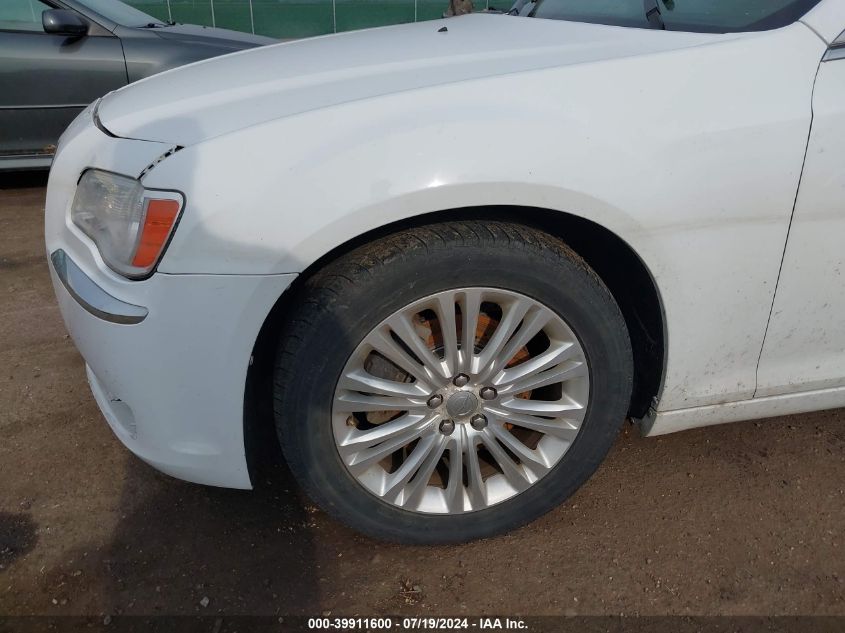 2C3CCAKT2DH645255 2013 Chrysler 300C Awd