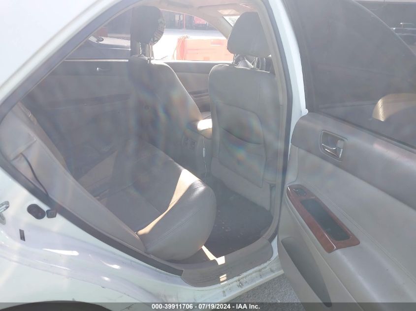 2005 Toyota Camry Xle VIN: 4T1BE30K55U563425 Lot: 39911706