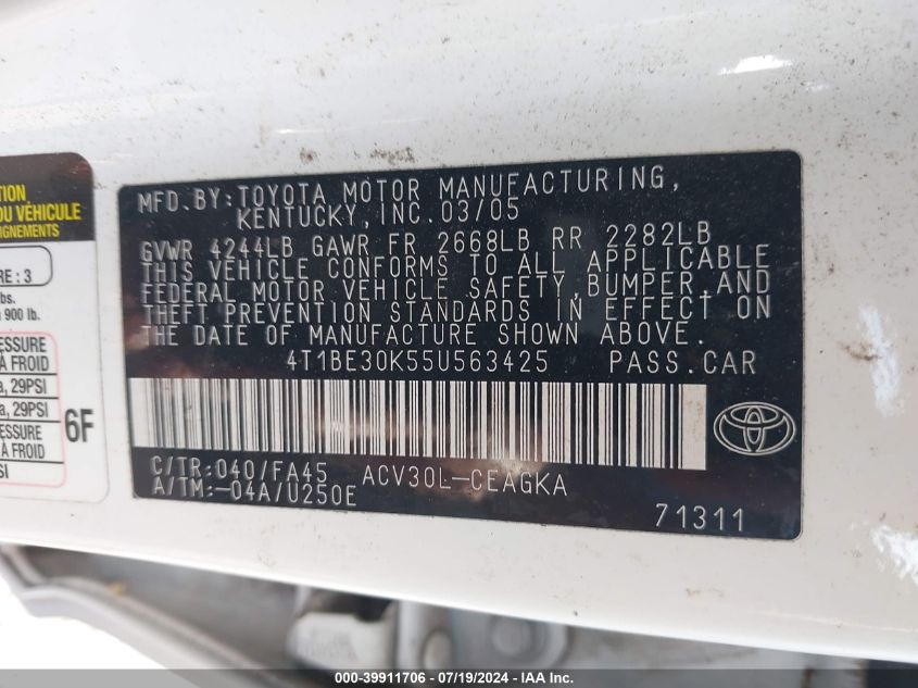 2005 Toyota Camry Xle VIN: 4T1BE30K55U563425 Lot: 39911706