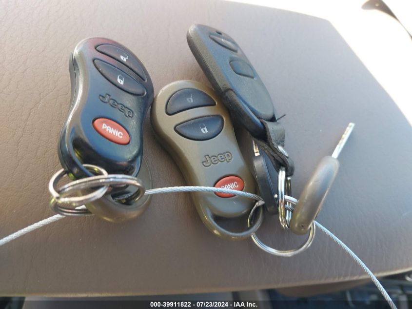 2001 Jeep Grand Cherokee Limited VIN: 1J4GW58N41C626087 Lot: 39911822