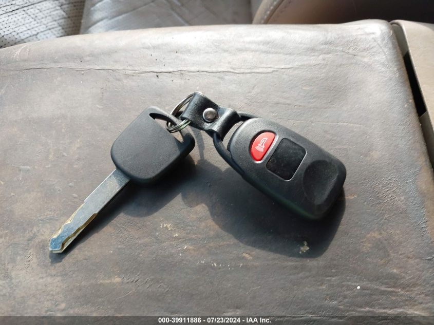 2004 Honda Pilot Exl VIN: 2HKYF18574H572117 Lot: 39911886