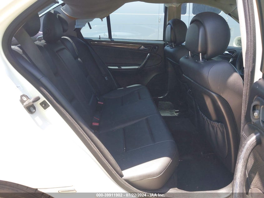 2007 Mercedes-Benz C 230 Sport VIN: WDBRF52H47F908060 Lot: 39911902