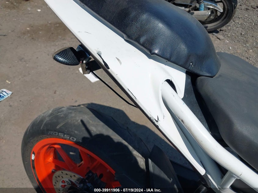 2019 KTM 390 DUKE - MD2JPJ40XKC208964