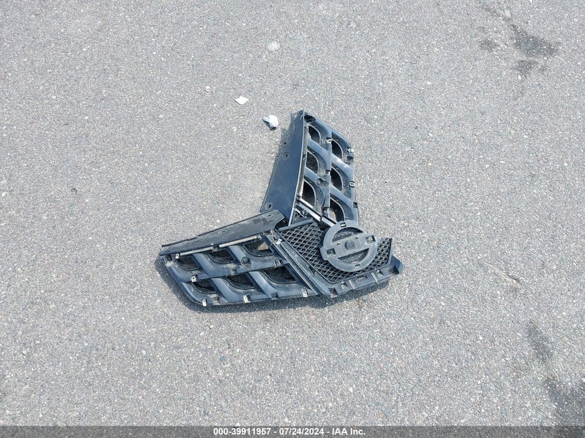 2014 NISSAN ROGUE SELECT S - JN8AS5MV5EW700560