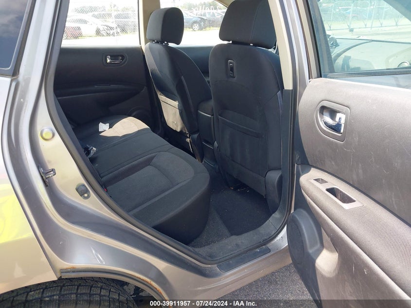 2014 NISSAN ROGUE SELECT S - JN8AS5MV5EW700560