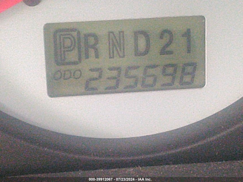 2004 Ford Escape Xls VIN: 1FMYU02184DA21086 Lot: 39912067