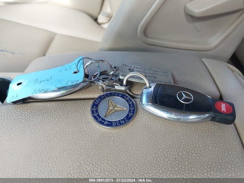 2008 Mercedes-Benz C 300 Luxury 4Matic/Sport 4Matic VIN: WDDGF81X78F107360 Lot: 39912073