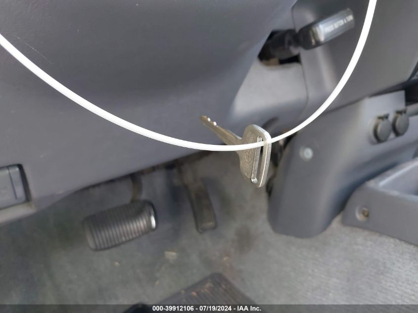 1999 Toyota Tacoma Xtracab VIN: 4TAVL52N7XZ475259 Lot: 39912106