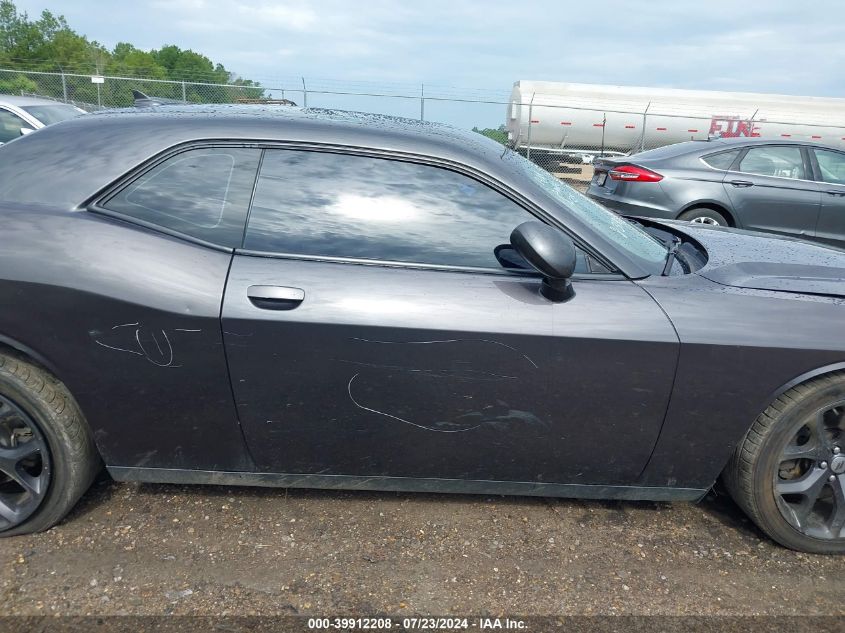 2018 Dodge Challenger Sxt Plus VIN: 2C3CDZAG7JH132725 Lot: 39912208