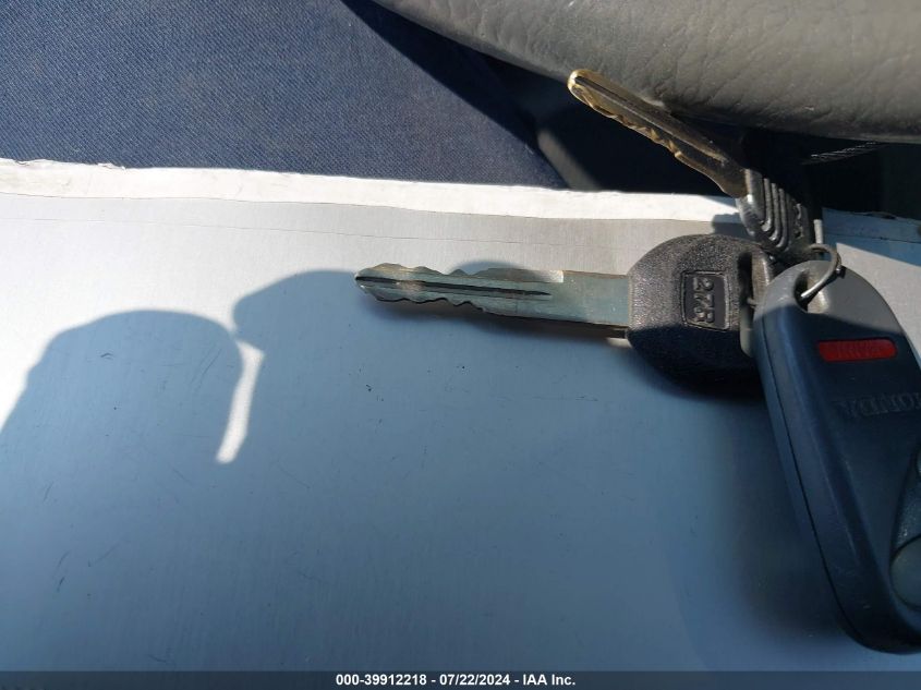 1999 Honda Civic Lx VIN: 1HGEJ6579XL044570 Lot: 39912218