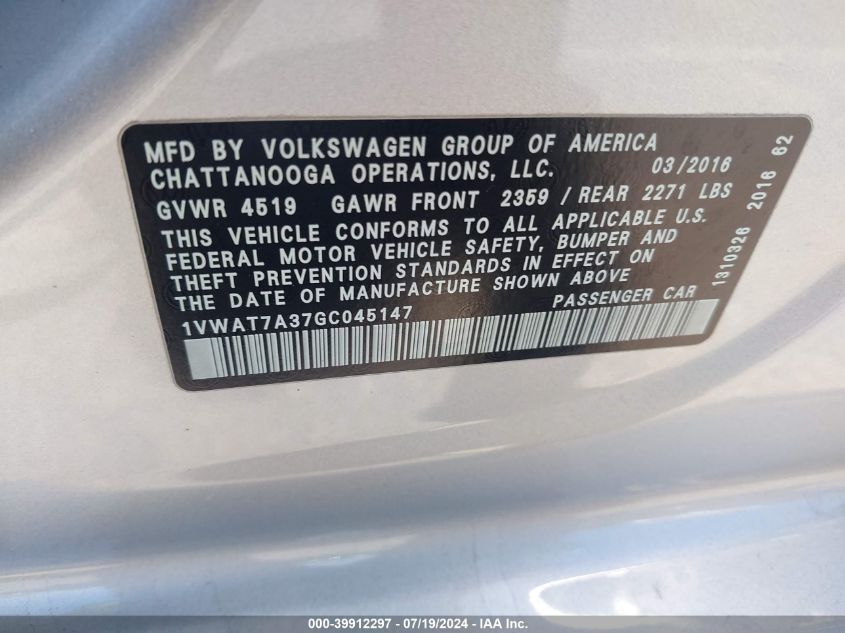2016 Volkswagen Passat 1.8T S VIN: 1VWAT7A37GC045147 Lot: 39912297