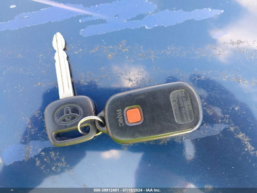 2002 Toyota Sienna Ce VIN: 4T3ZF19C82U441589 Lot: 39912401