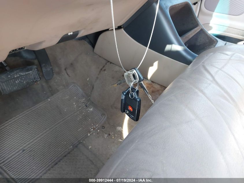 1997 Ford Explorer Eddie Bauer/Limited/Xl/Xlt VIN: 1FMDU32E0VZA82097 Lot: 39912444