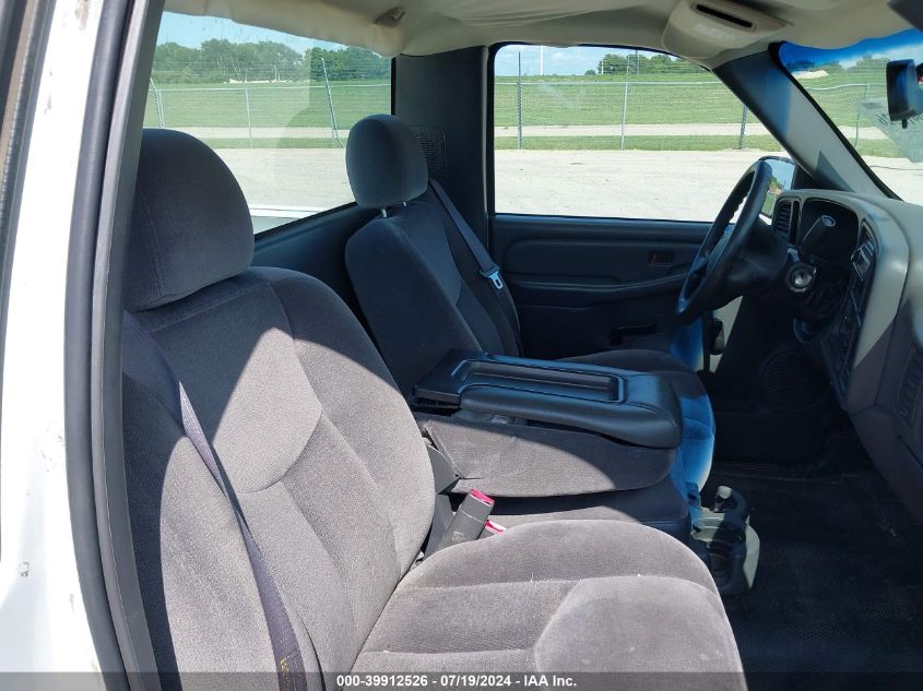 2006 GMC Sierra 1500 Work Truck VIN: 1GTEC14X26Z136645 Lot: 39912526