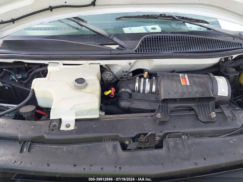 2002 Chevrolet Express VIN: 1GCHG35G921160977 Lot: 39912698