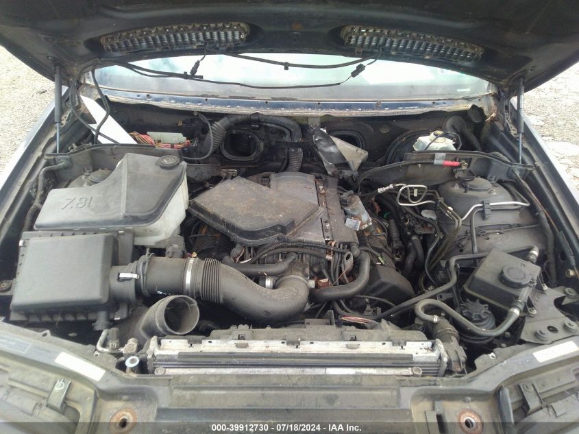 2005 BMW X5 4.4I VIN: 5UXFB53505LV17960 Lot: 39912730