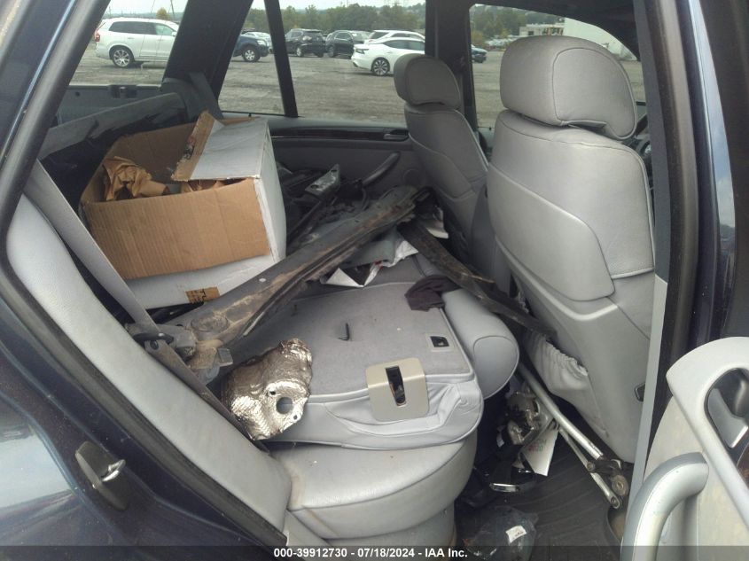 2005 BMW X5 4.4I VIN: 5UXFB53505LV17960 Lot: 39912730