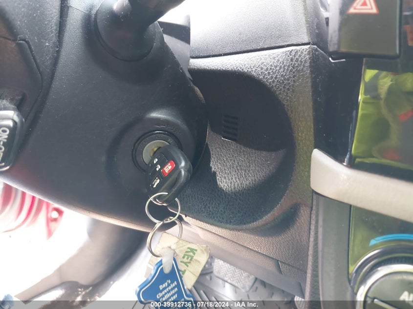 2015 TOYOTA COROLLA LE - 5YFBURHE1FP284271