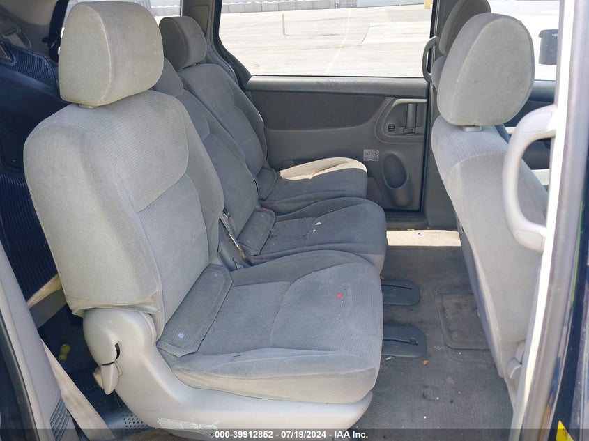 2005 Toyota Sienna Le VIN: 5TDZA23C35S295900 Lot: 39912852