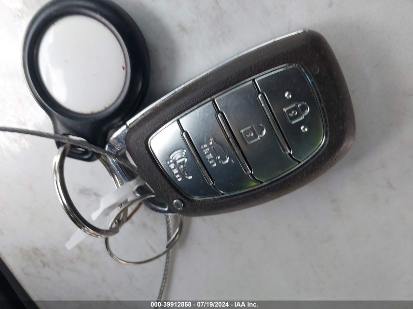 2018 Hyundai Tucson Value VIN: KM8J33A22JU653237 Lot: 39912858