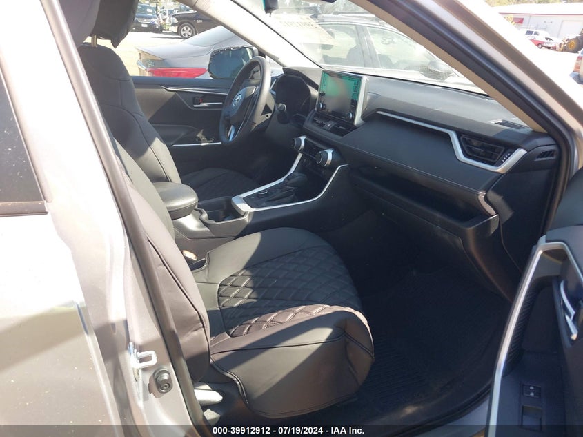 2021 TOYOTA RAV4 HYBRID XLE - 4T3R6RFV9MU029673