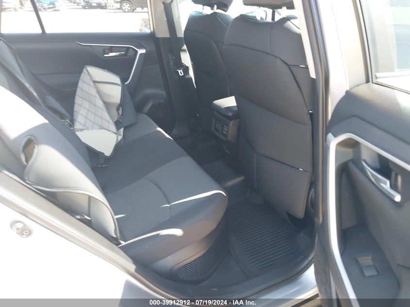 2021 TOYOTA RAV4 HYBRID XLE - 4T3R6RFV9MU029673