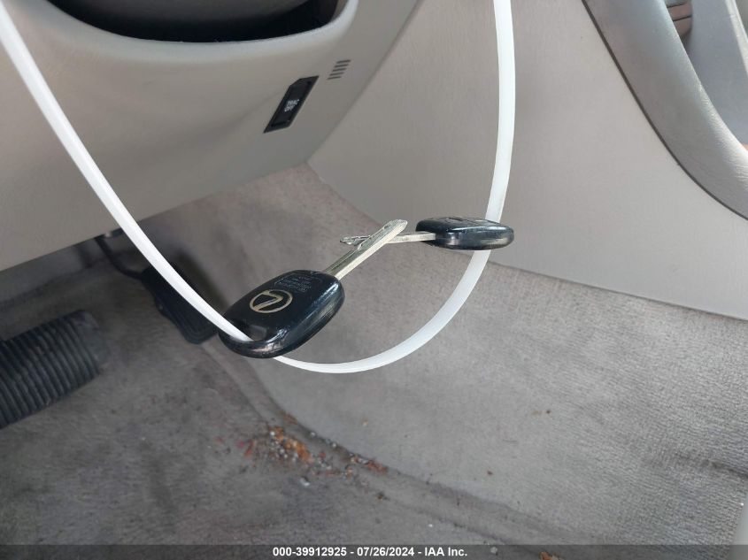 2000 Lexus Es 300 VIN: JT8BF28G5Y5090666 Lot: 39912925