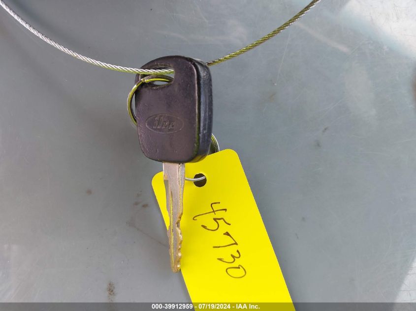 2001 Ford F150 VIN: 2FTZF072X1CB02364 Lot: 39912959