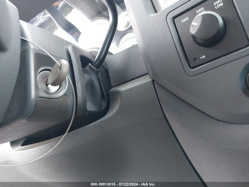 2007 Dodge Ram 1500 Slt/Trx4 Off Road/Sport VIN: 1D7HU18227S112337 Lot: 39913015