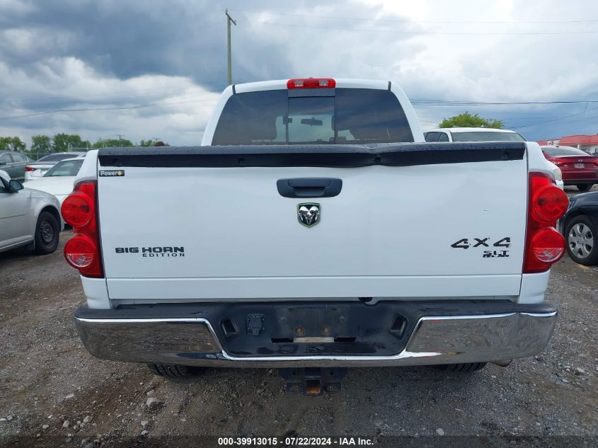 2007 Dodge Ram 1500 Slt/Trx4 Off Road/Sport VIN: 1D7HU18227S112337 Lot: 39913015