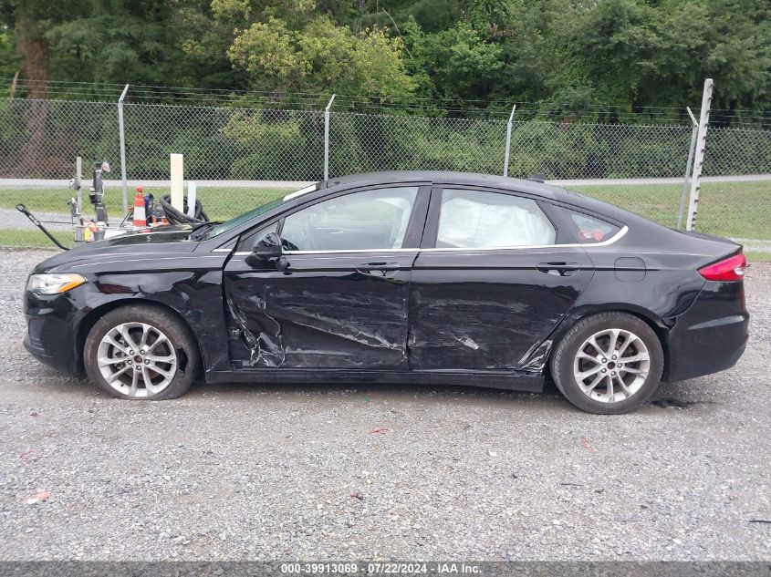 2019 Ford Fusion Se VIN: 3FA6P0HD2KR261880 Lot: 39913069